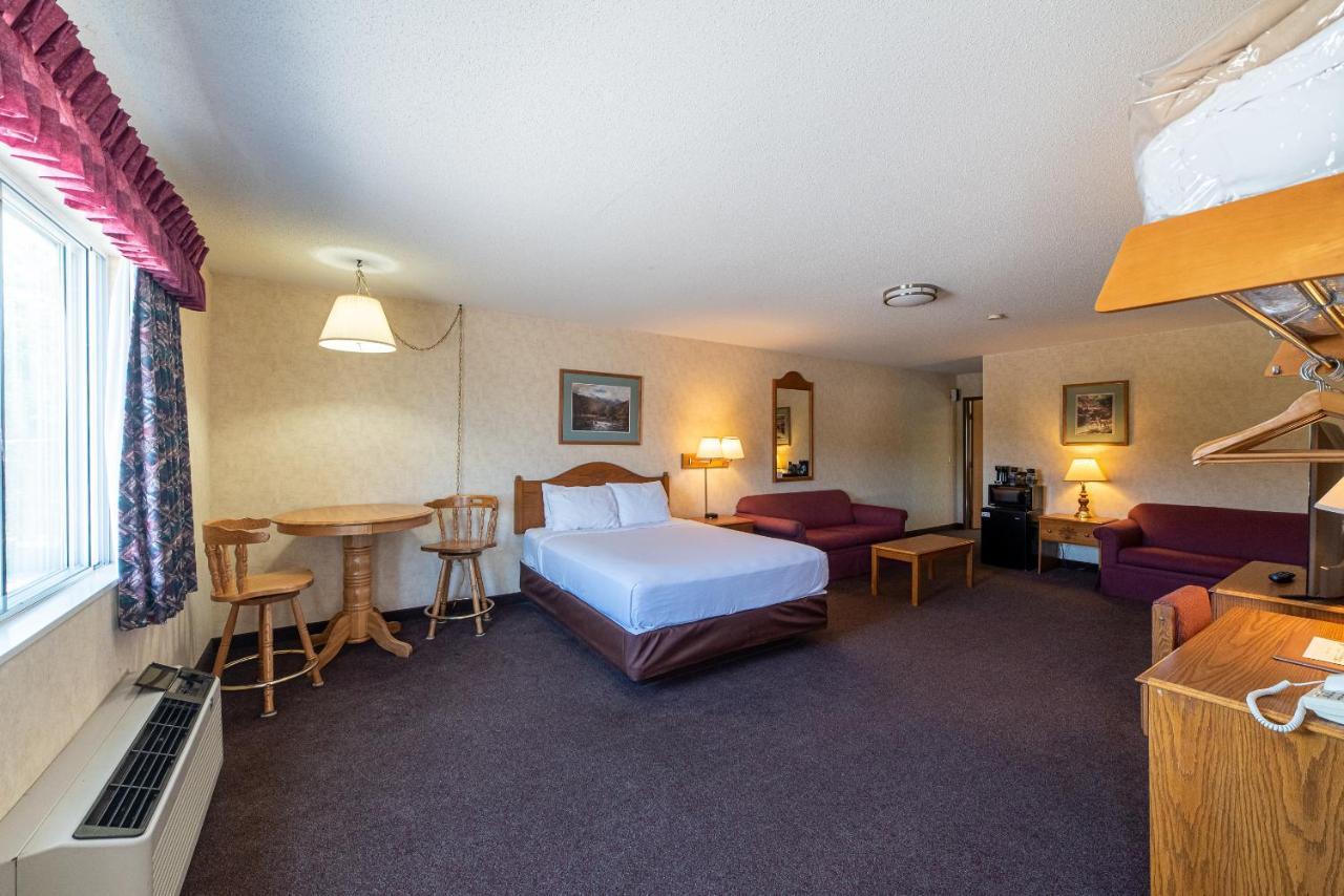 Willabee'S Motel Brimley Экстерьер фото