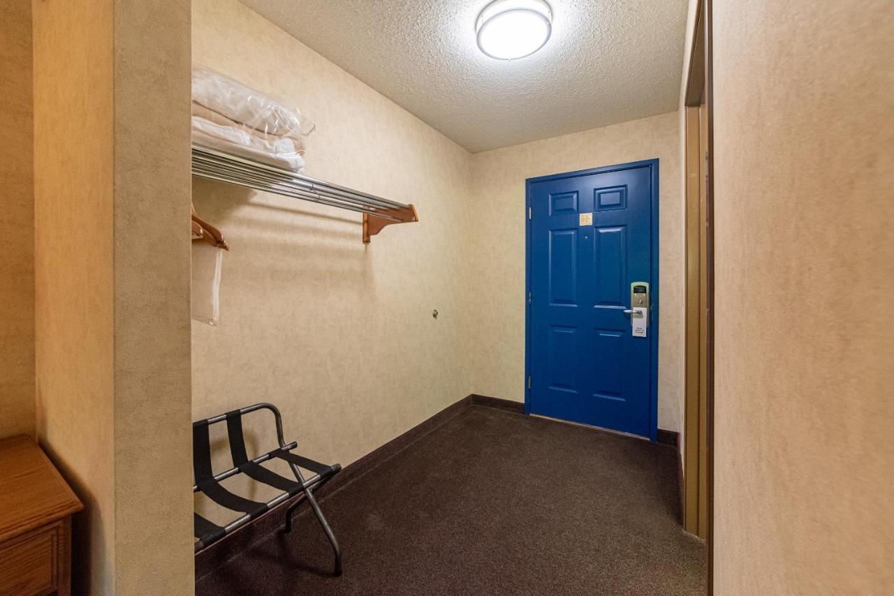 Willabee'S Motel Brimley Экстерьер фото